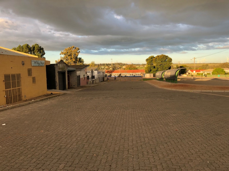 Commercial Property for Sale in Oudekraal Western Cape